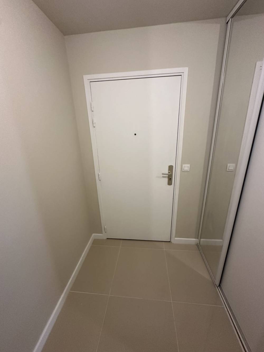 entree couloir peinture beige